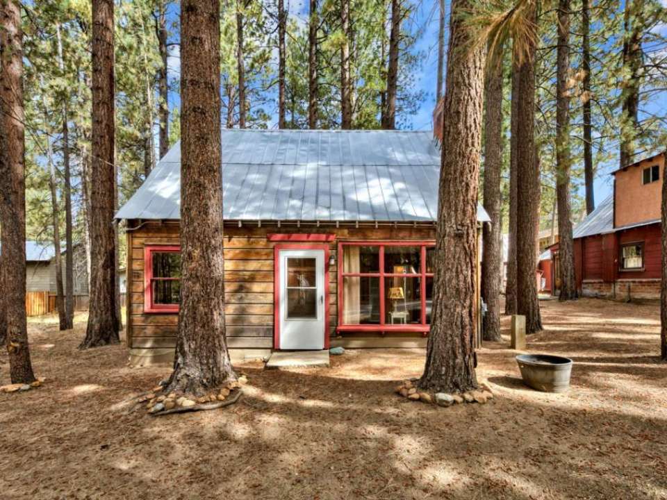 1065 Moss Road South Lake Tahoe, CA 96150 El Dorado County