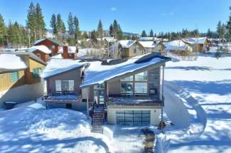 1381 Cliff Road South Lake Tahoe, CA 96150 El Dorado County