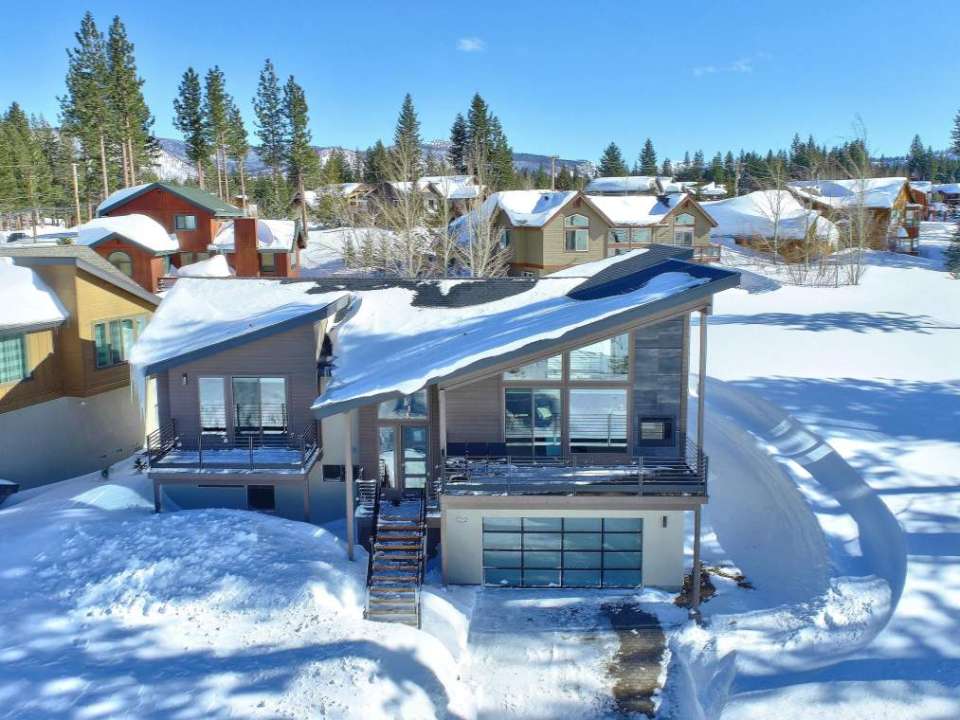 1381 Cliff Road South Lake Tahoe, CA 96150 El Dorado County