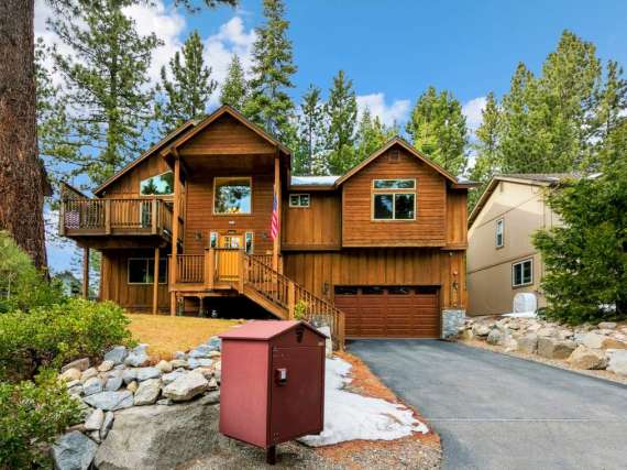 1658 Crystal Air Drive South Lake Tahoe, CA 96150 El Dorado County