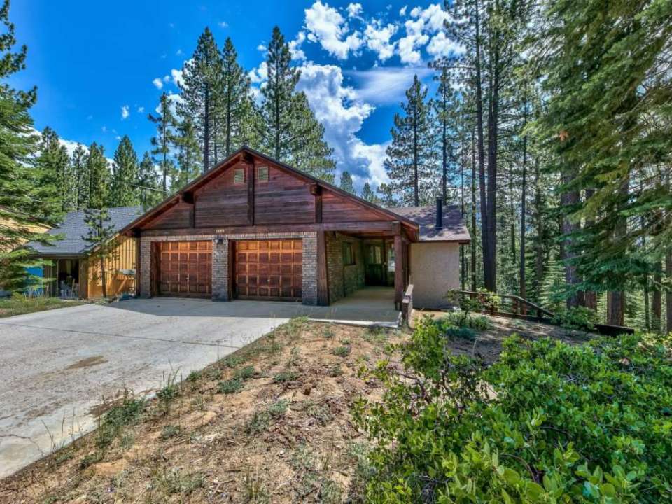 1849 Minniconjou Drive South Lake Tahoe, CA 96150 El Dorado County