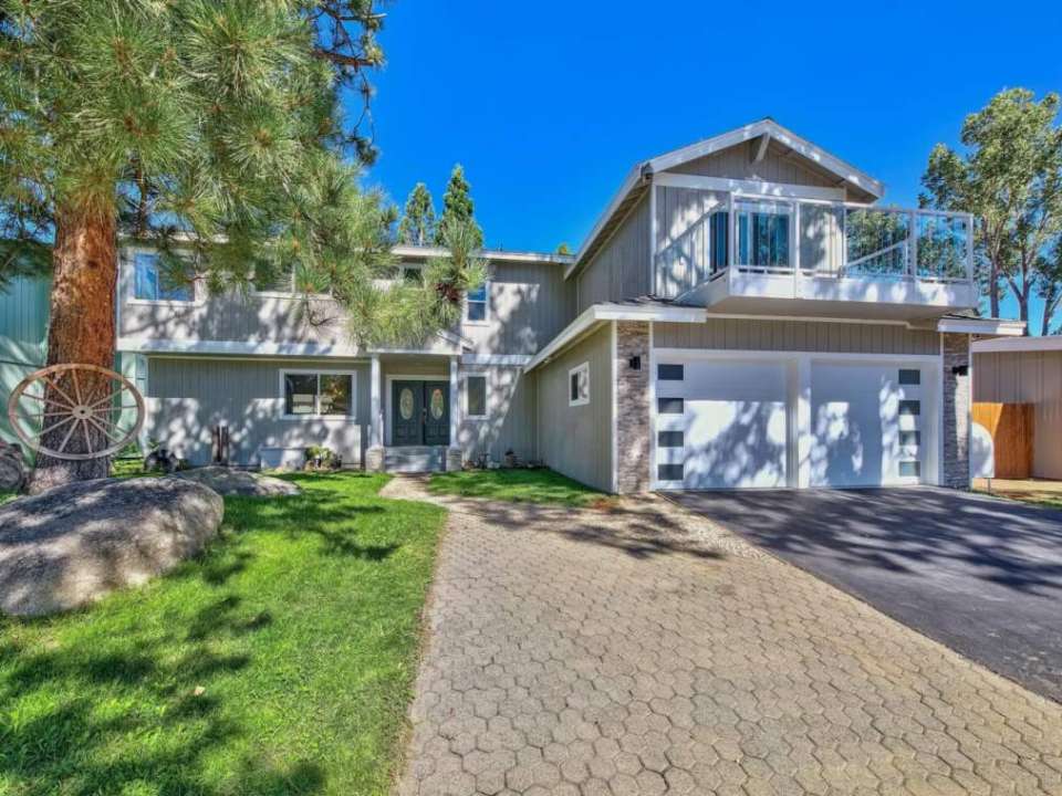 2249 Inverness Drive South Lake Tahoe, CA 96150 El Dorado County