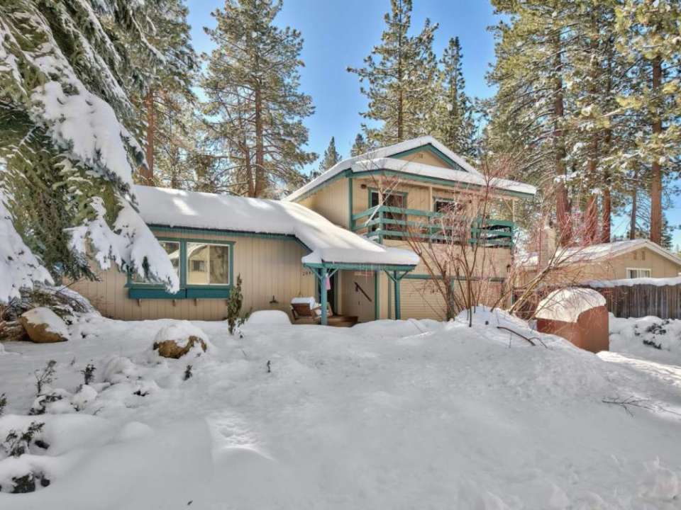 2882 Springwood Drive South Lake Tahoe, CA 96150 El Dorado County