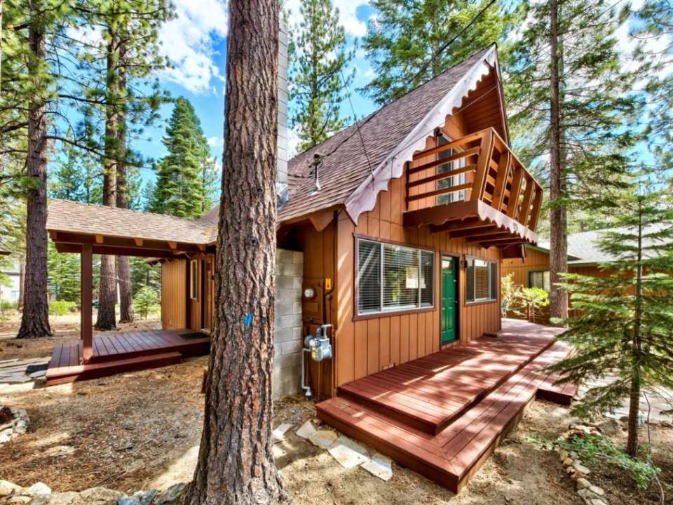 573 Seneca Drive South Lake Tahoe, CA 96150 El Dorado County