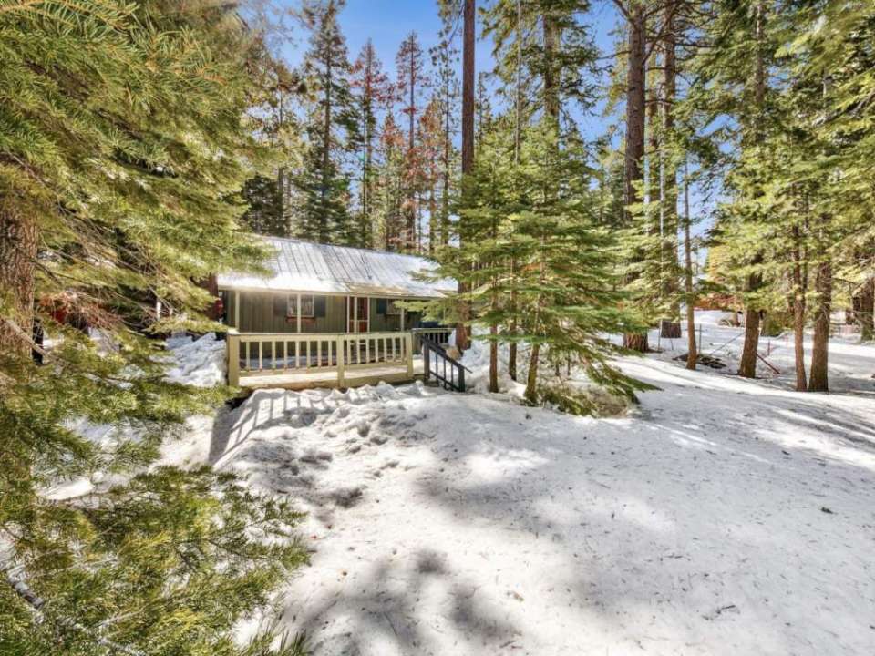 636 Tata Lane South Lake Tahoe, CA 96150 Eldorado County