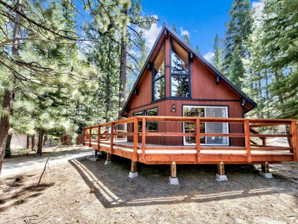 736 Little Bear Lane South Lake Tahoe, CA 96150 El Dorado County