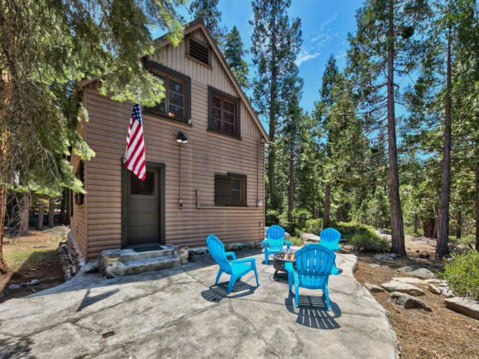 7485 Strawberry Creek Road Twin Bridges, CA 95735 El Dorado County