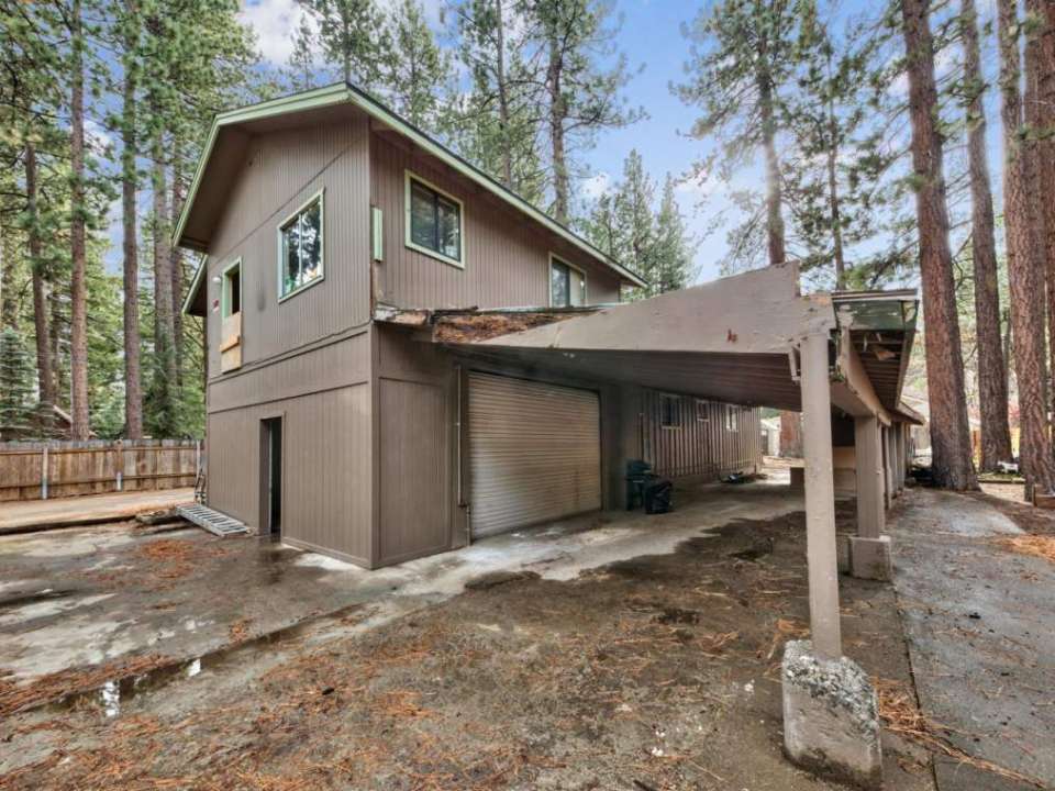 804 Clement Street South Lake Tahoe, CA 96150 El Dorado County