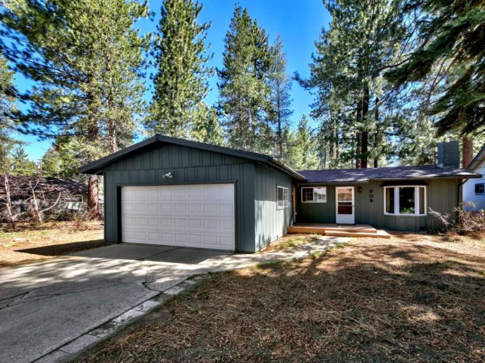 909 Linda Avenue South Lake Tahoe, CA 96150 El Dorado County